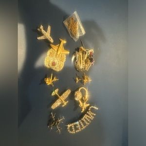 VINTAGE Airplane Brooches